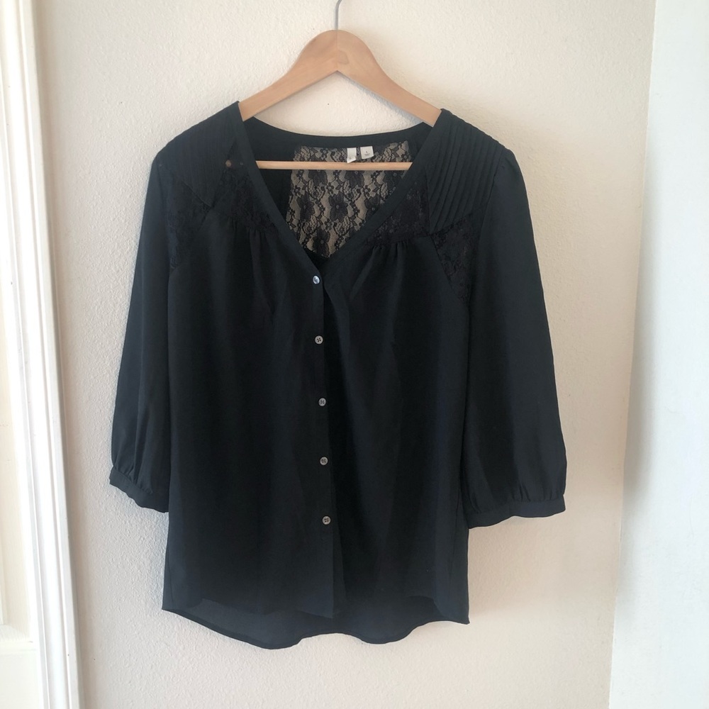Frenchi blouse with lace detail size L